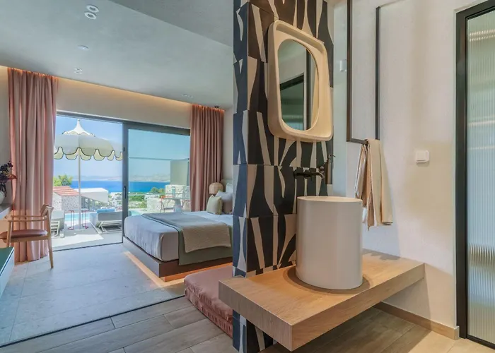 Pefkos Beach Hotel & Suites