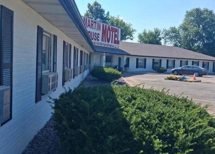 Martin House Motel