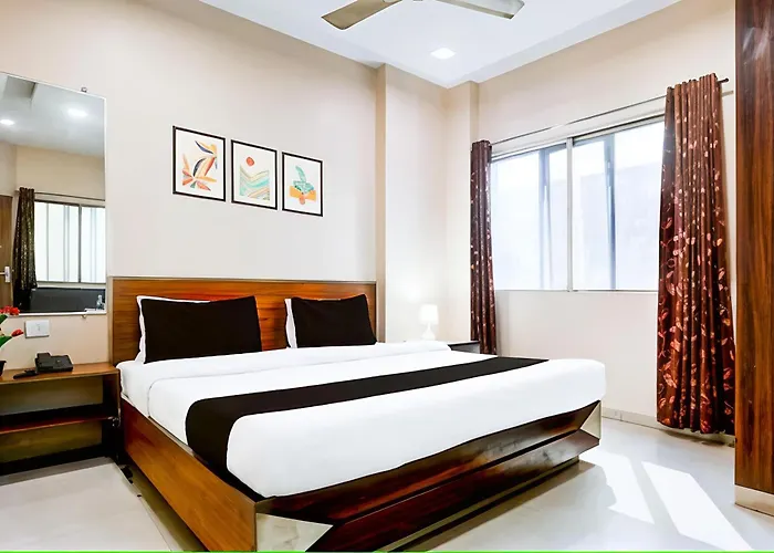 Hotel Swarat By Trustay