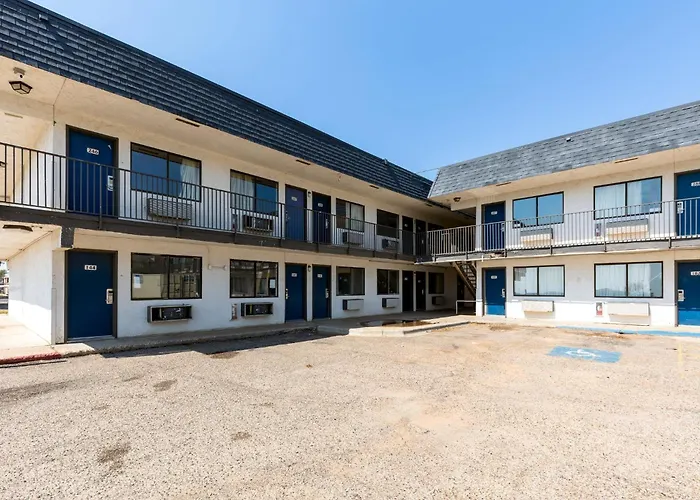 Lubbock Inn & Suites