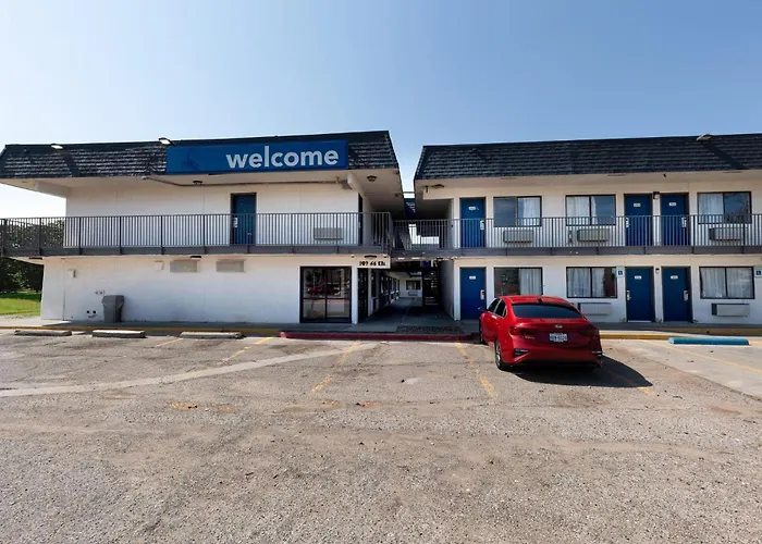 Lubbock Inn & Suites