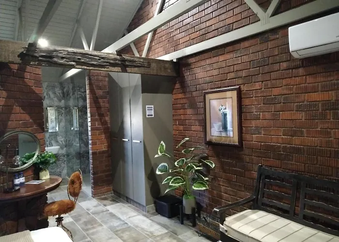 Q Guesthouse