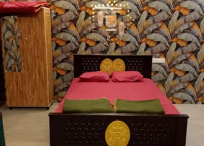 Ridgeview Retreat Room Stay
