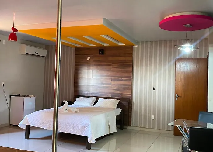 Hotel Via 050 Q112- CAFÉ DA MANHÃ INCLUIDO
