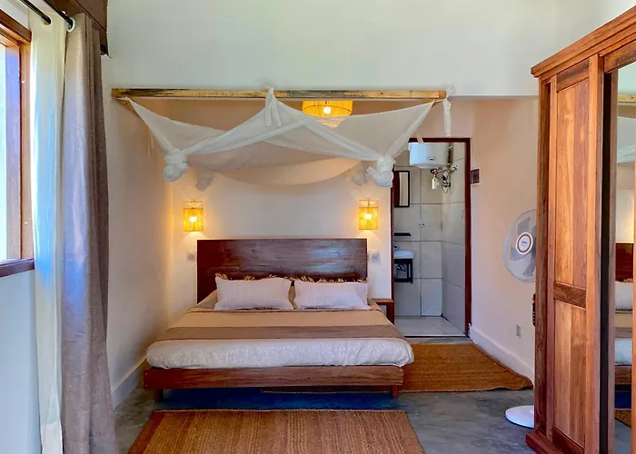 Ankavia Lodge