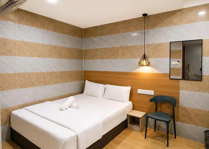 Ark Lumut Seafront Hotel