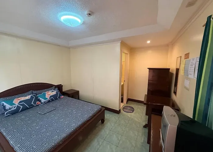 Pecan Pension House Near Iloilo International Airport By Reddoorz