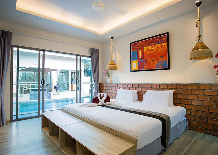 Kaizer Pool Villas