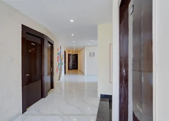 Crystal Zee Hotel