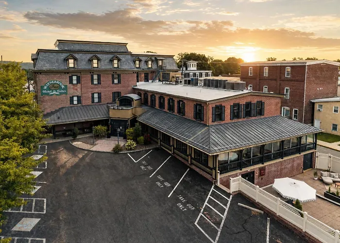 Waynebrook Inn