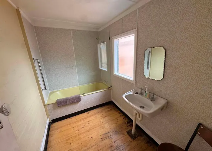 Central Hotel Zeehan