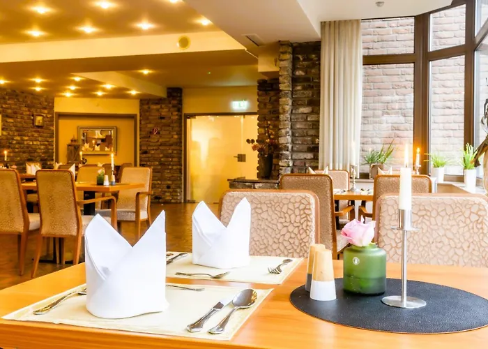 Sport- Und Tagungshotel De Poort