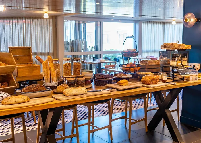Novotel Orleans Chemins De Sologne Demeures De Campagne