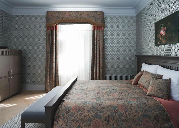 Roze Boutique Hotel