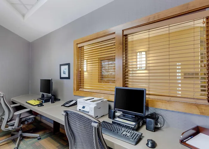 Best Western Plus Loveland Inn