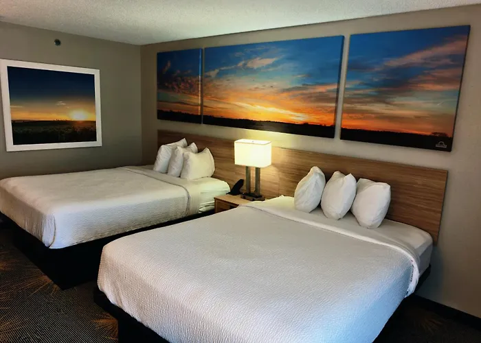 Days Inn By Wyndham Fargo - West Acres