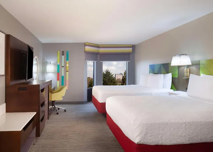 Hampton Inn & Suites-Atlanta Airport North-I-85