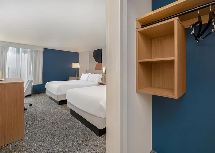 Spark By Hilton St Louis Southwest