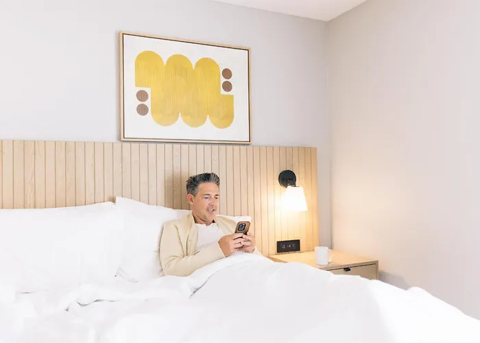 Sonesta Simply Suites Boston Burlington