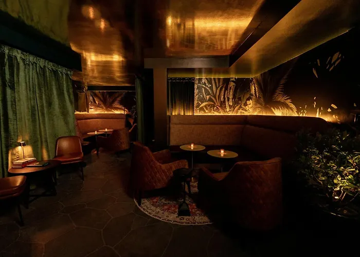 White Sands Hotel