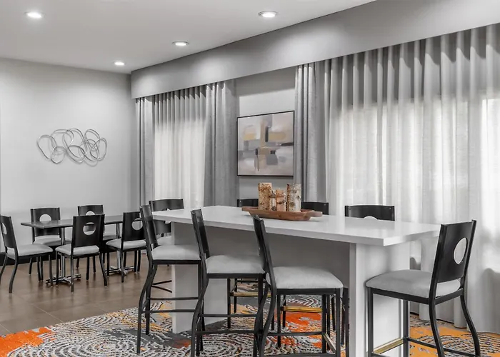Hampton Inn Olathe