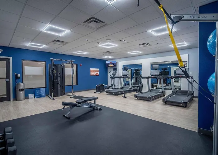 Hampton Inn & Suites Mission