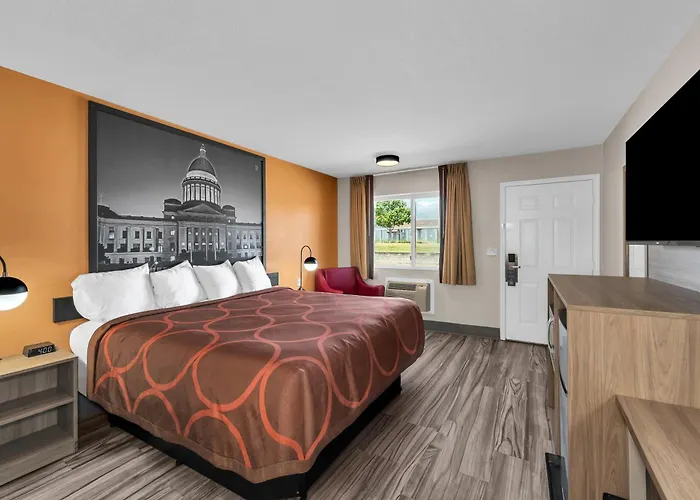 Super 8 By Wyndham Siloam Springs