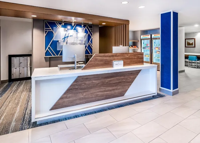 Holiday Inn Express Hotel & Suites Lander By Ihg