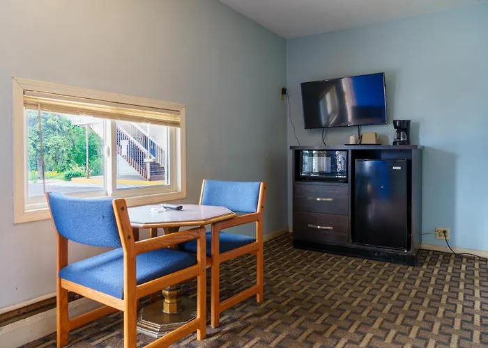 Budget Host Inn Fridley
