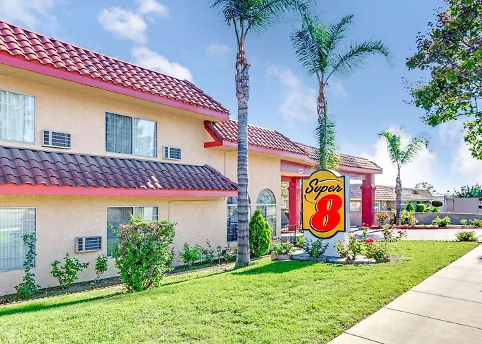 Super 8 By Wyndham Upland Ontario Ca