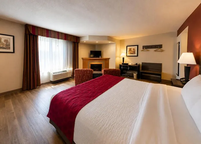Ramada By Wyndham Platte City Kci Airport
