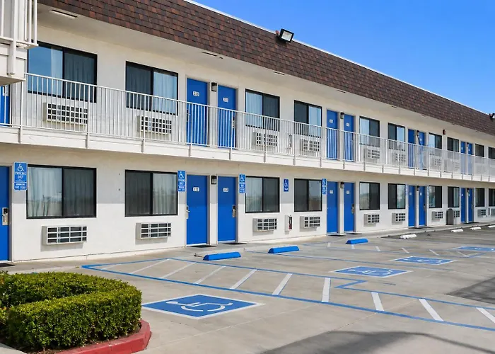 Value Stay Inn Lost Hills