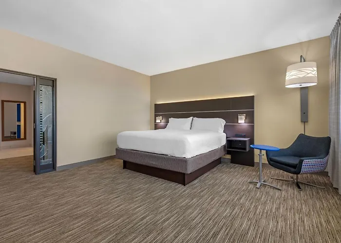 Holiday Inn Express Hotel And Suites Fairfield-North By Ihg