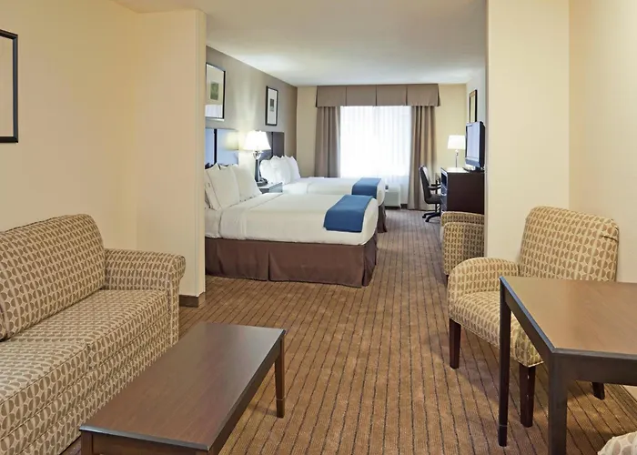 Holiday Inn Express & Suites Clovis Fresno Area By Ihg