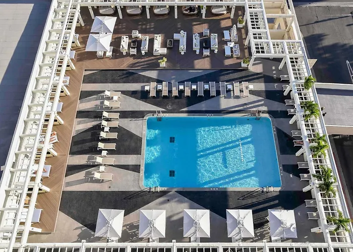 Ala Moana Honolulu By Mantra