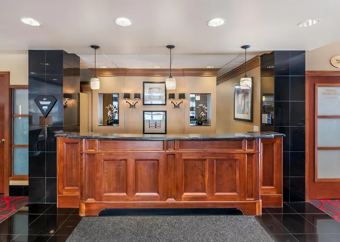 Best Western Plus Columbia River Hotel