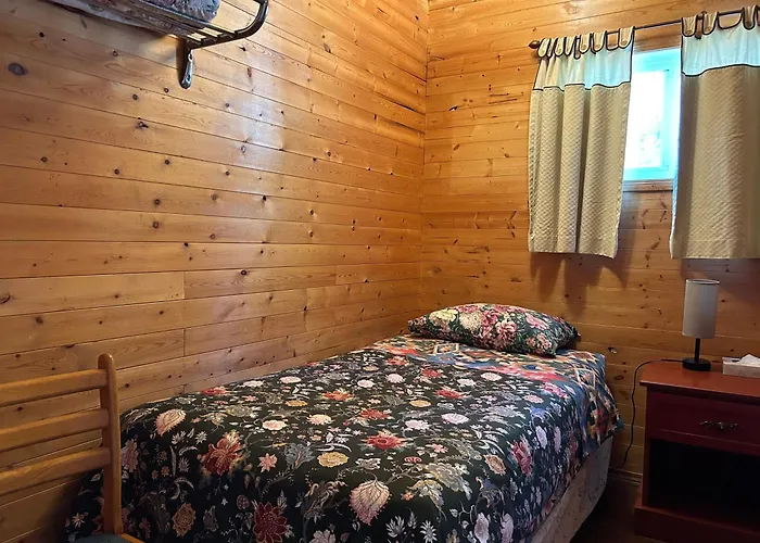 Dolphin Motel