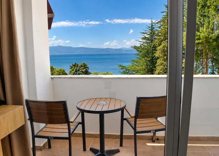 Hotel & Spa Tino Sveti Stefan