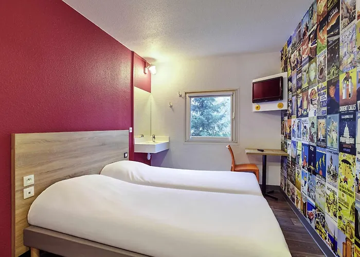 Hotelf1 Saint Witz A1 Hotel
