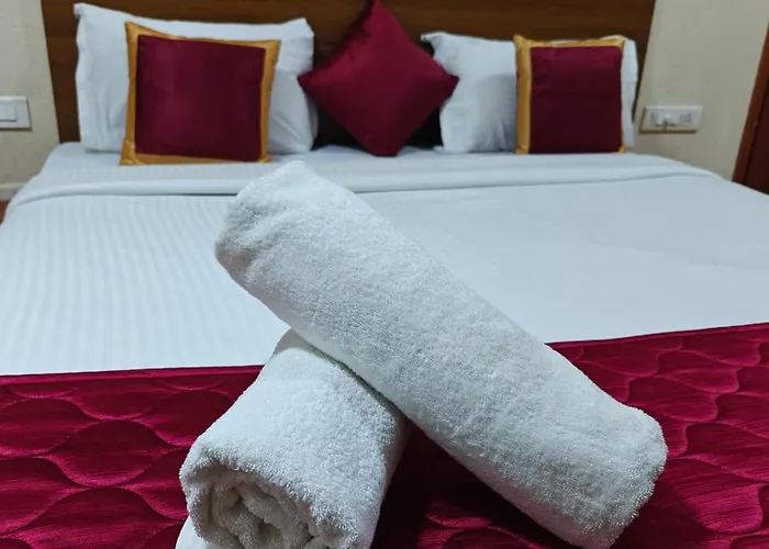 Gsilver Ss Hotels - Business Class Rooms Near Tirupur Railway Station & Kadharpet
