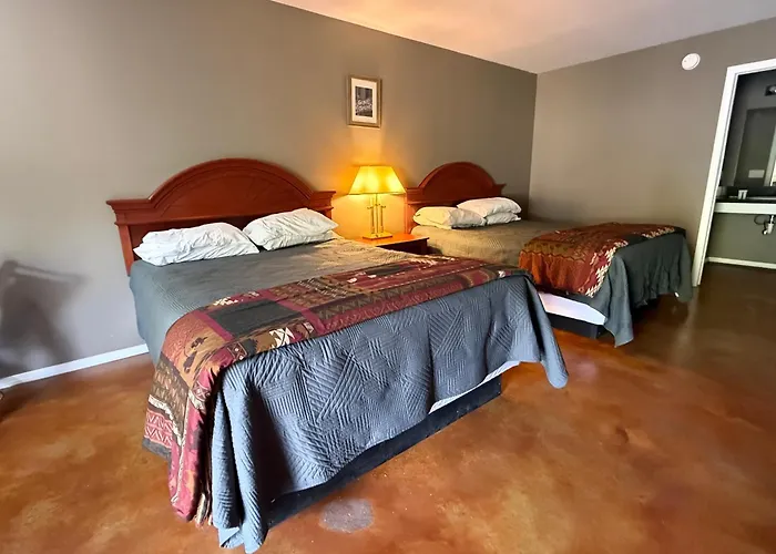 The Grove 2 Rustic River Lodge Room