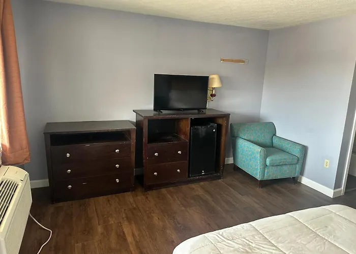 Holiday Motel