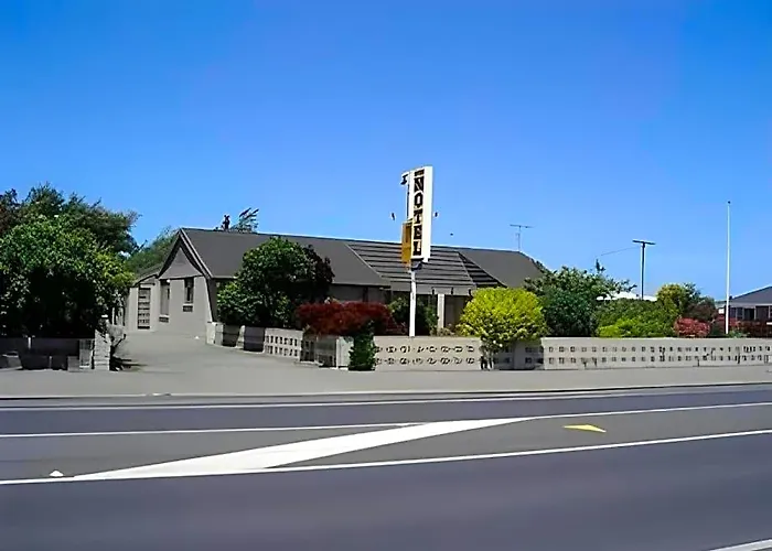 Avenue Motel