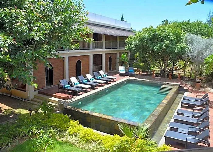 The Garden Lodge