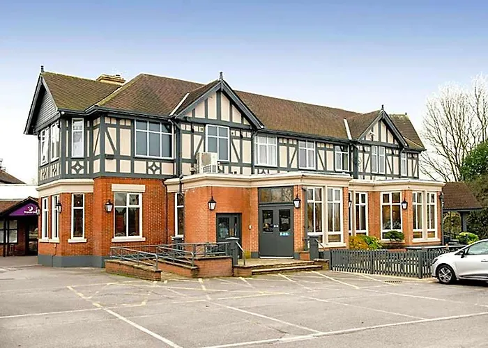Premier Inn Manchester Airport Heald Green
