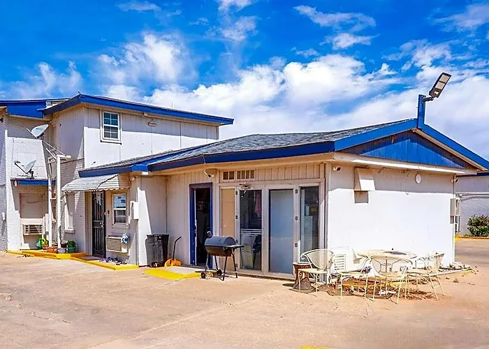 Westerner Motel