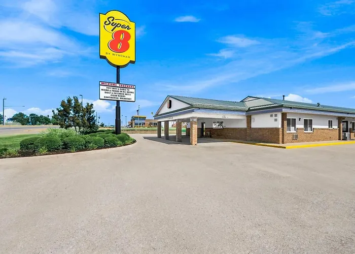 Super 8 By Wyndham Siloam Springs