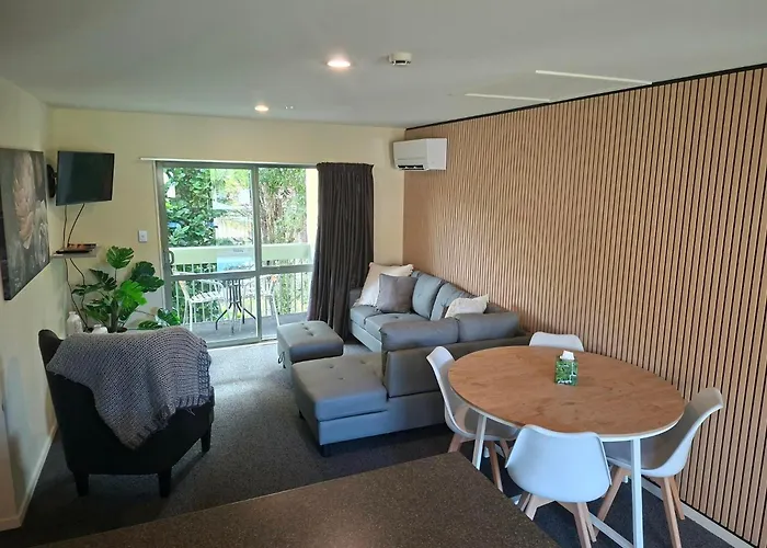 La Rochelle Motel