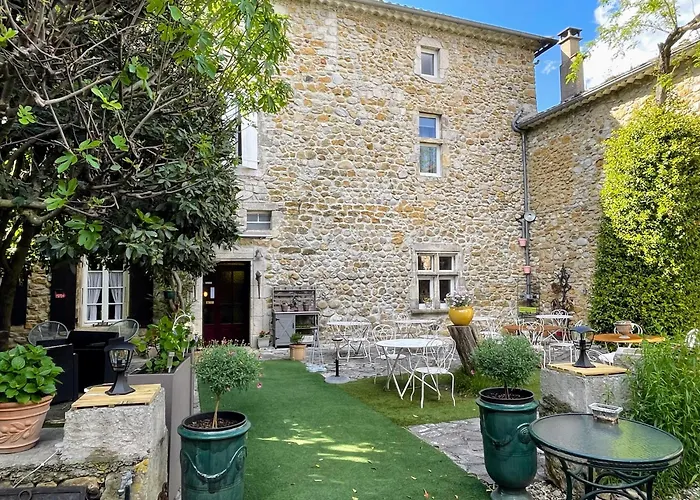 Le Manoir Du Raveyron