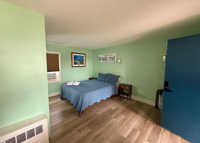 Bay Port Lodging